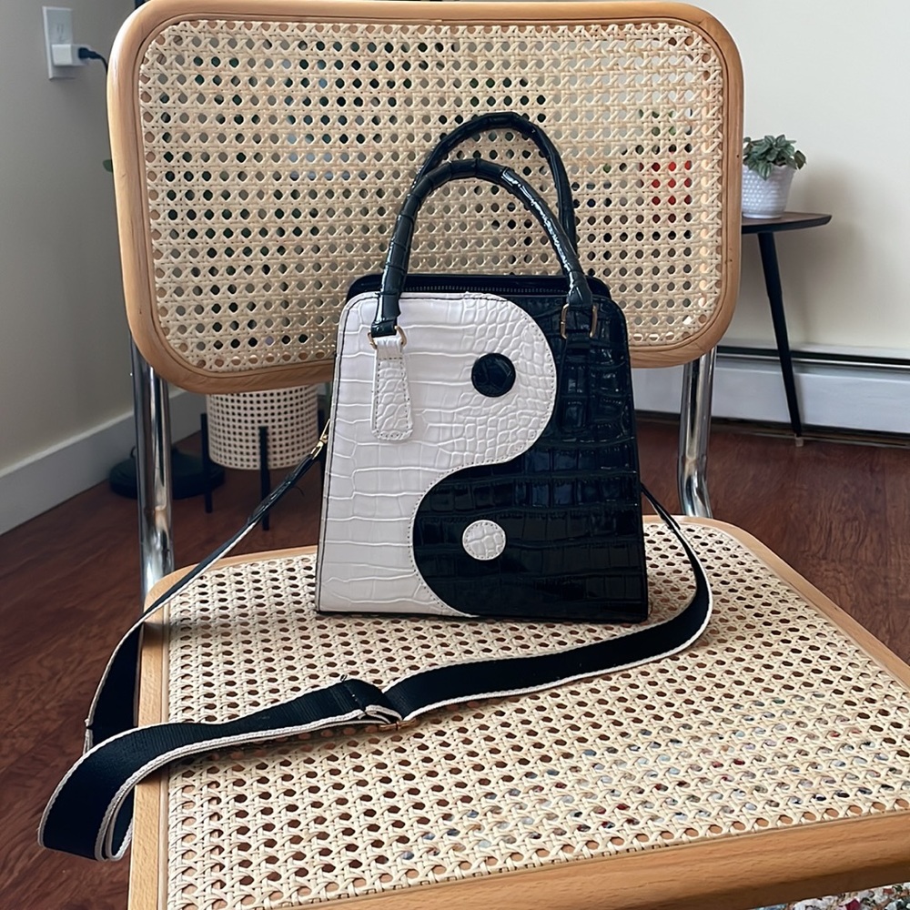 Yin Yang black and white cross body/shoulder purse